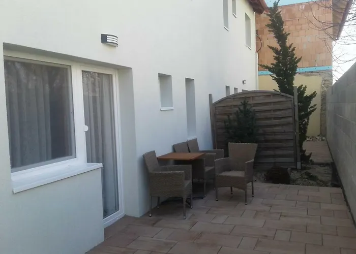 Orchidea Ii 3* ヘーヴィーズ